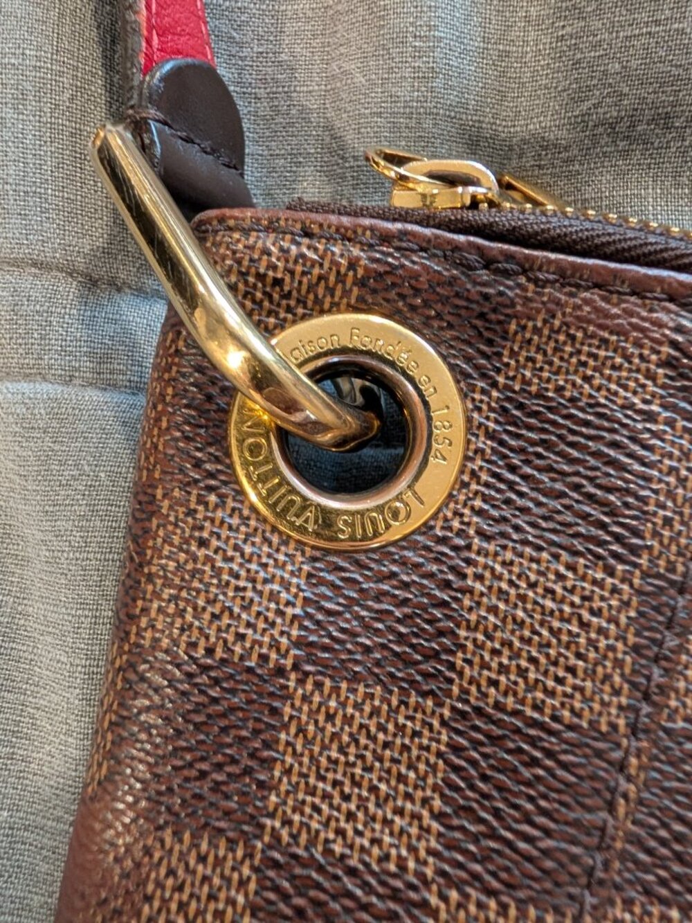 Louis Vuitton Bloomsbury - Picture 8 of 16